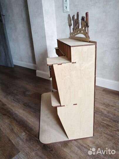 Детская парковка для машинок