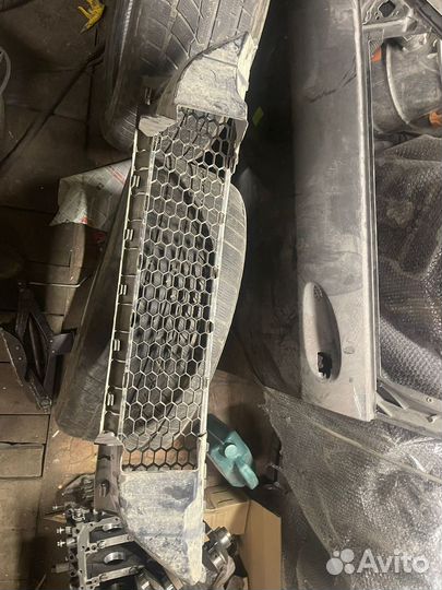 Решетка нижняя Reno Logan