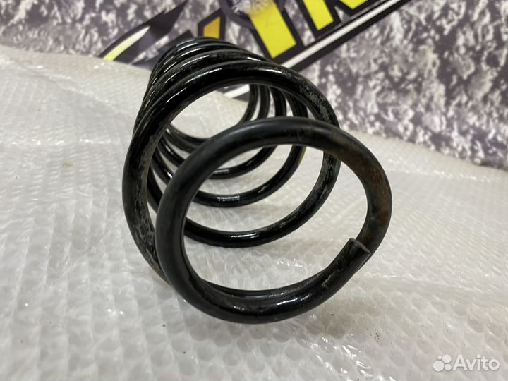 Пружина задняя Kia Rio 3 Рио Solaris Солярис