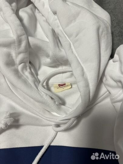 Толстовка женская levis