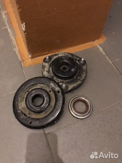 Передний опорный подшипник Тойота Камри 50/55