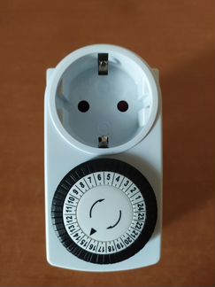 Розетка таймер 220в