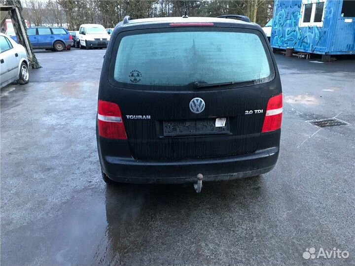 Разбор на запчасти Volkswagen Touran