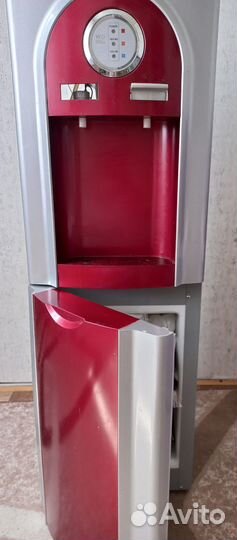 Куллер для воды с холодильником