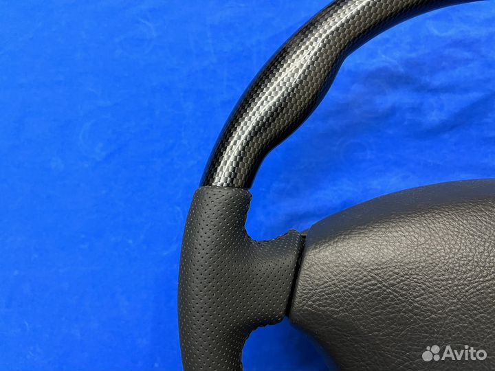 Анатомический руль косточкой под карбон Prado 120