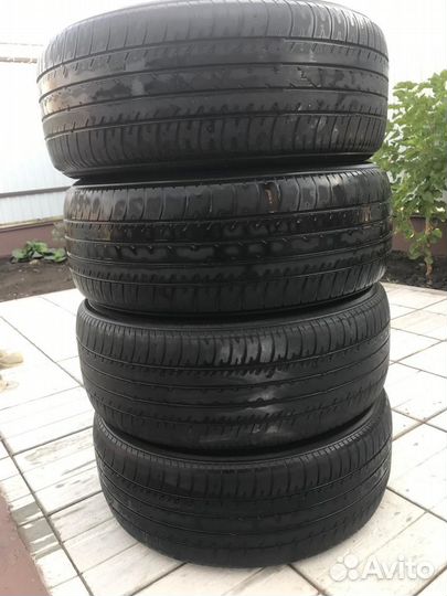Yokohama dB Decibel E70 215/55 R17