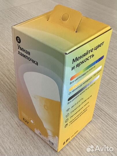 Умная лампочка Яндекса yndx-00018