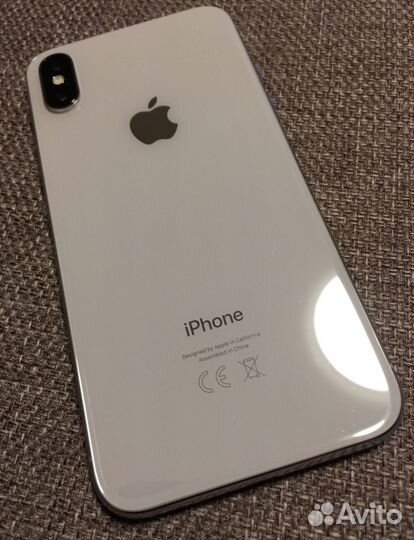 Телефон iPhone 10