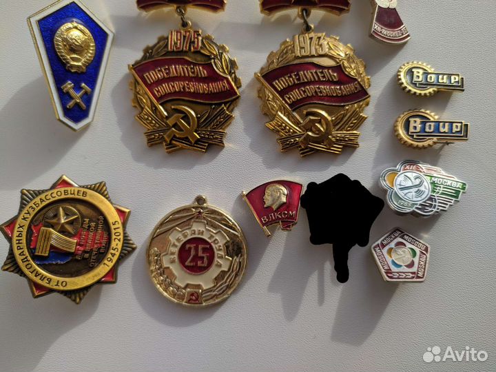 Значки СССР и современные