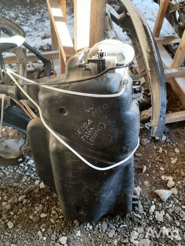 Топливный бак Шкода Фабия