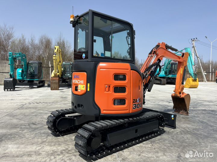Мини-экскаватор Hitachi ZX30U-5, 2022