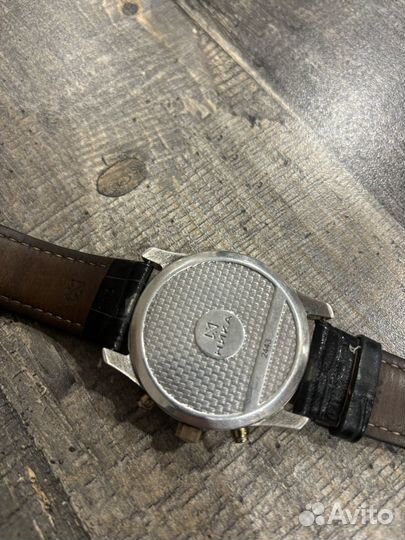 Наручные часы