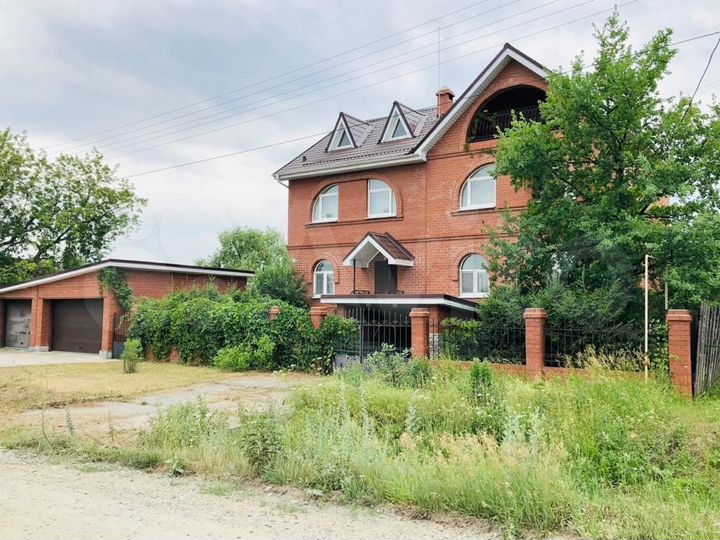 Коттедж 236,6 м² на участке 17 сот.