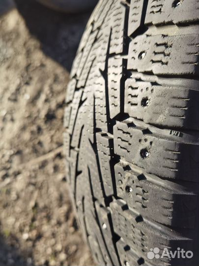Nokian Tyres Hakkapeliitta 7 SUV 235/60 R18