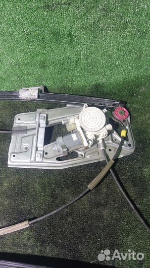 Стеклоподъемник передний левый bmw e39