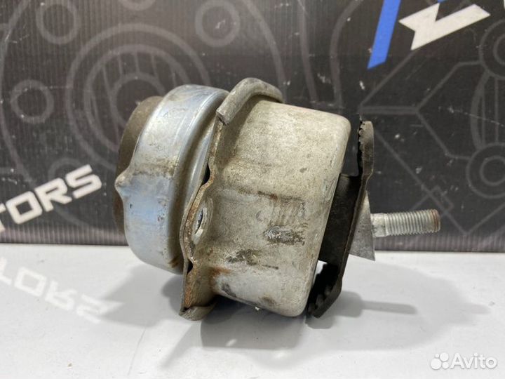 Подушка двигателя правая Bmw X5 E70 N62B48 2007
