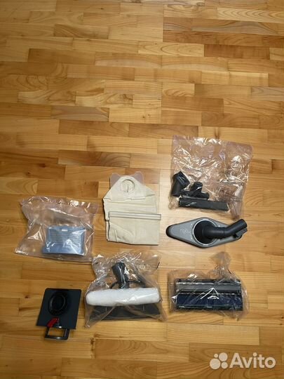 Моющий пылесос Philips Triathlon 2000