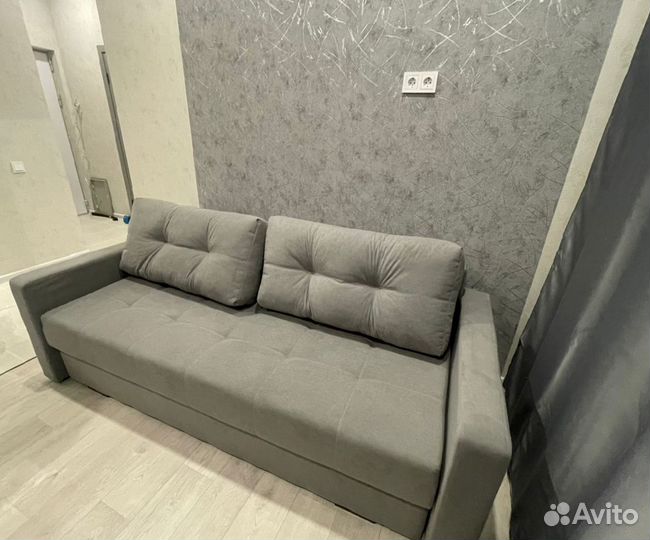 Диван прямой со спальным местом в наличии