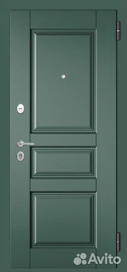 Входная дверь с зеркалом