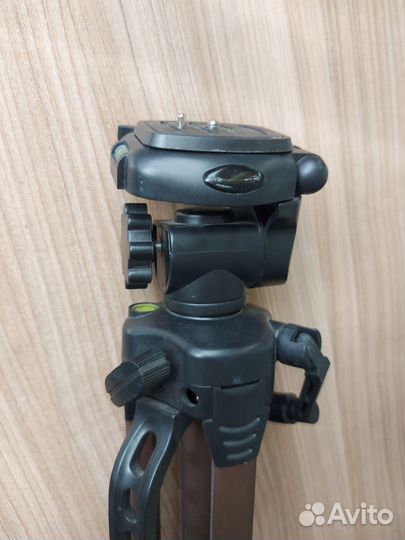 Штатив для фотоаппарата