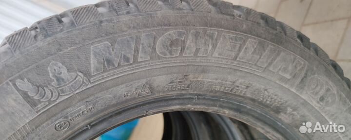 Michelin X-Ice North 3 215/60 R16 99T