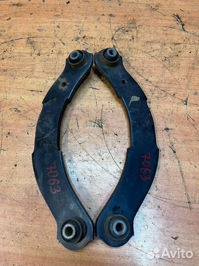 Рычаг задний серповидный Mitsubishi Lancer 10 (CX