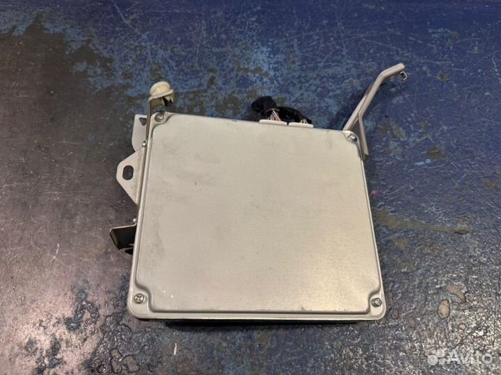 Эбу двигателя Toyota Kluger XU20