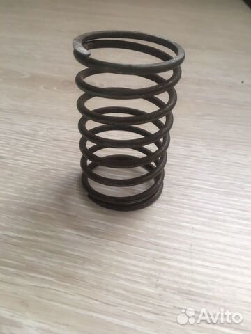 Пружина клапана пр 52