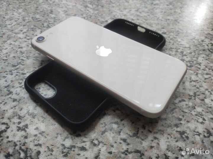 iPhone SE (2022), 128 ГБ