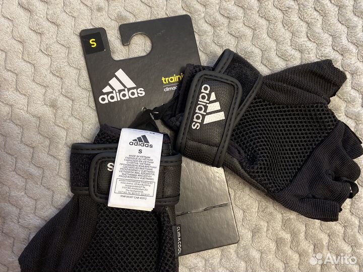 Перчатки для спорта