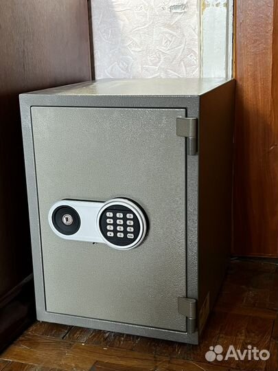 Сейф Valberg FRS-49 EL