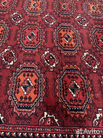 Старинный ковер