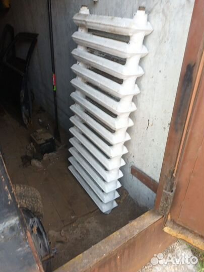 Чугунная батарея