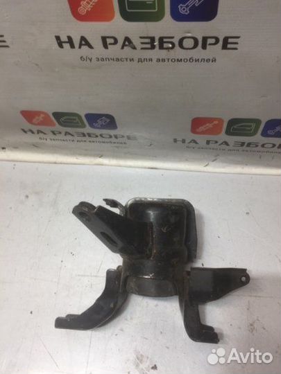 Подушка двигателя Toyota Corolla E150