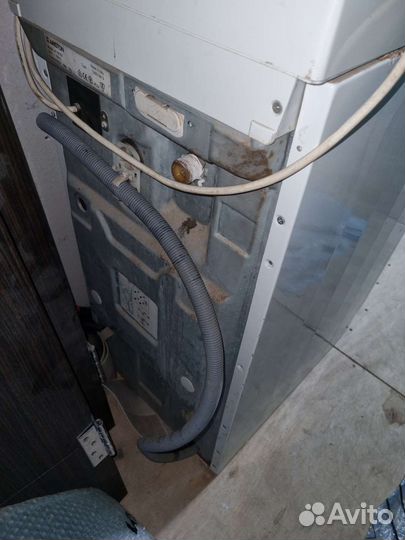 Стиральная машина с верт. загрузкой Ariston 84