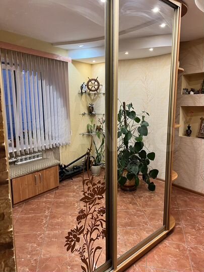 4-к. квартира, 120,6 м², 2/6 эт.