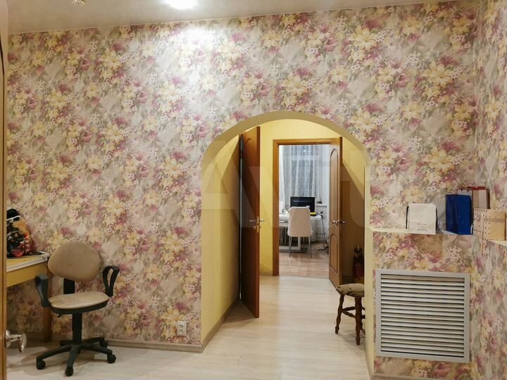 2-к. квартира, 86,5 м², 1/9 эт.