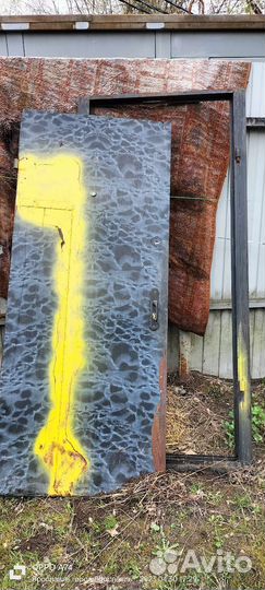 Дверь металлическая с коробкой