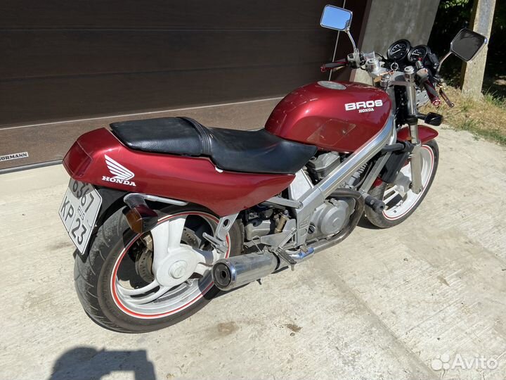 Honda bros 400
