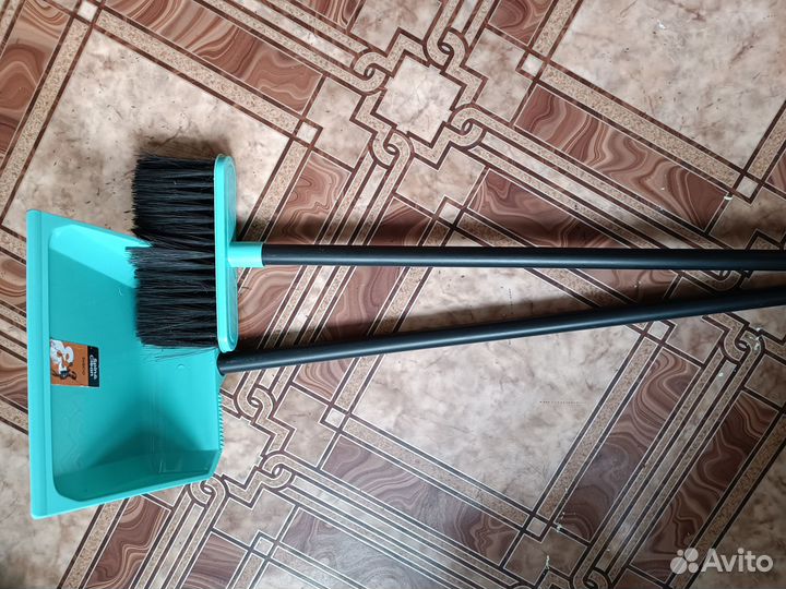 Ведро, корзина для мусора, совок, набор для уборки