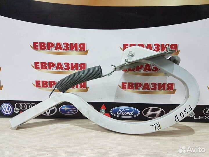 Крепление крышки багажника левое BMW 3-Series F30