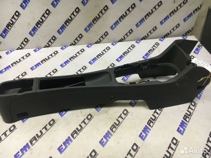 Консоль центральная Опель Корса D