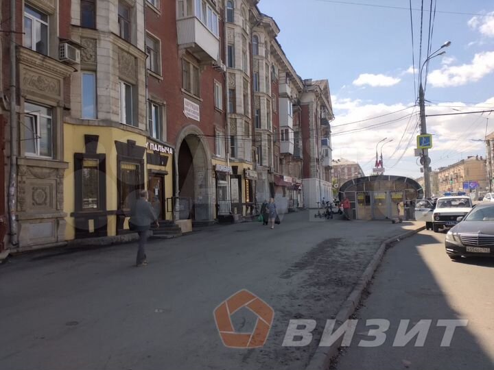 Торговая площадь у станции метро Безымянка