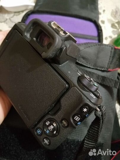 Беззеркальный фотоаппарат