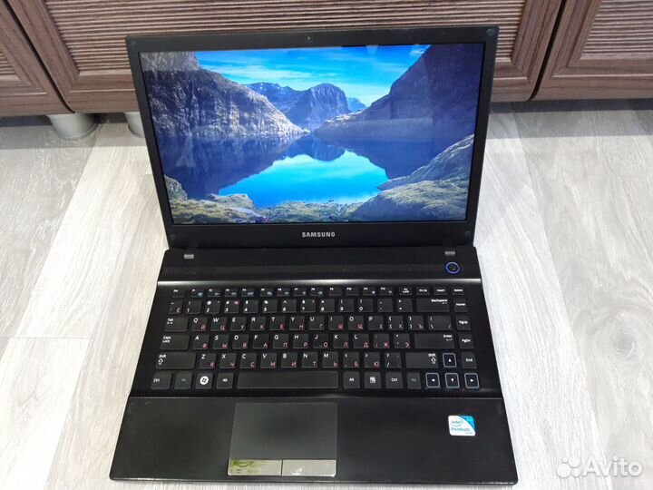 Samsung NP300V4A