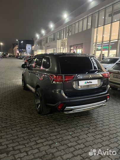 Mitsubishi Outlander 2.0 CVT, 2015, 162 000 км