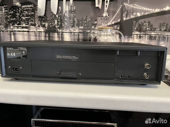 Видеомагнитофон Sony SLV-E510EE