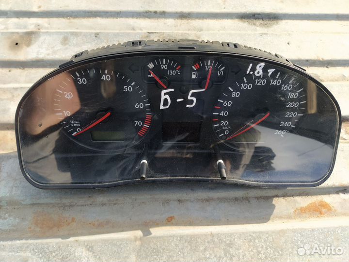 Приборная панель Volkswagen Passat B5