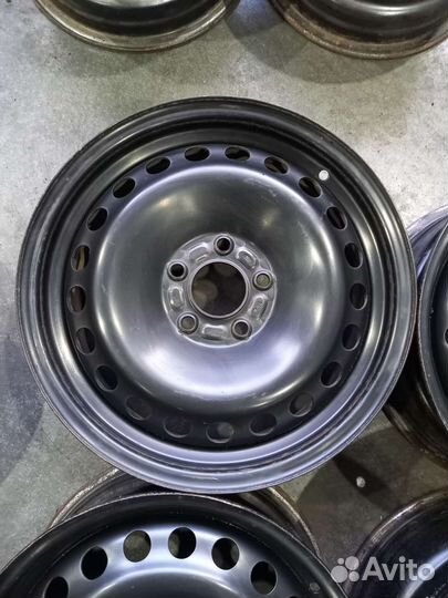 Оригинальные штампованные диски Ford R16