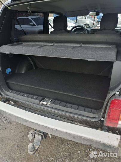 Органайзер в машину Niva